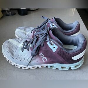 On Running Cloudflow Shoes